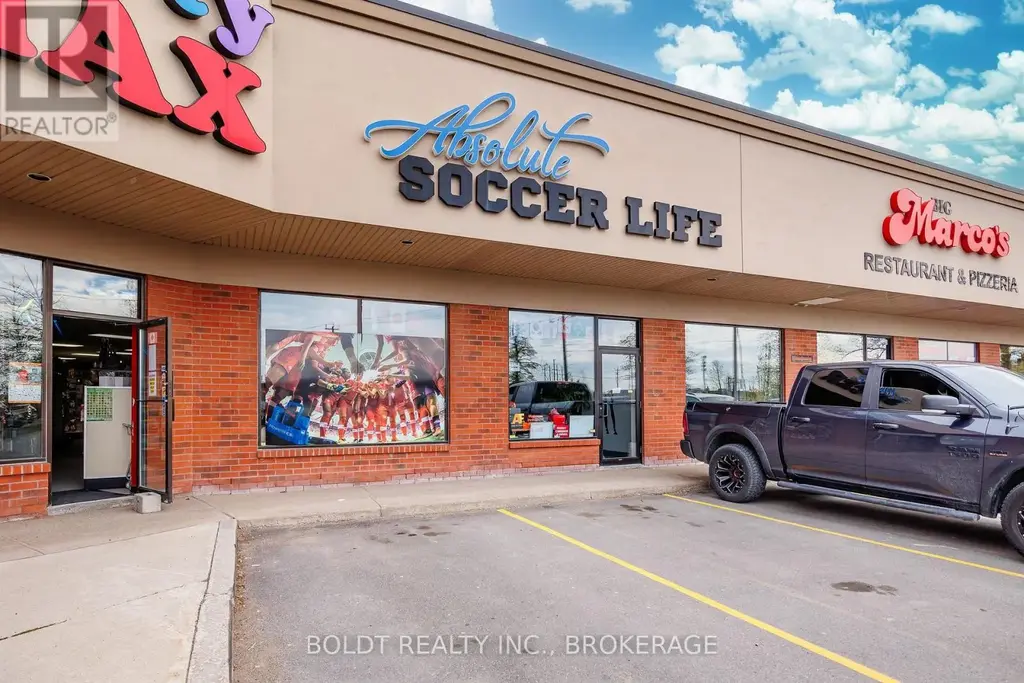 7 - 274 Fourth Avenue, St. Catharines (Ridley)